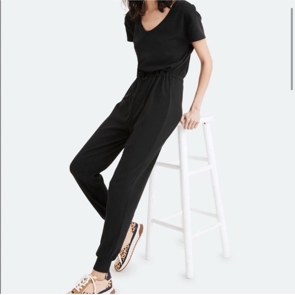 Madewell Dori Jumpsuit. Size Medium Black - Picture 2 of 7